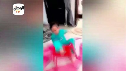 بعد زواج والده من أخرى.. أم  تعذب ابنها- "أنا مش هربي ولاد حد"