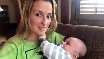 Une femme et son bébé n'attendaient pas ce genre de visite inattendue ! WTF