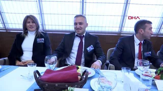 Spor bakan kasapoğlu, büyük atatürk koşusu'nu kazanan milli atletlerle bir araya geldi - 1