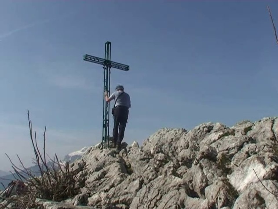 Roche Veyrand - 1429 m des Gandys-Entremont-le-Vieux