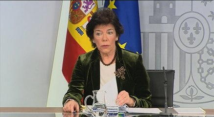 Celaá rechaza que la Constitución sea una "cruzada"