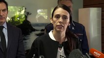 Militares neozelandeses recuperam seis corpos de vulcão