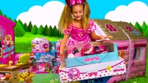Sasha go to Minnie and Mickey Mouse party and Cooking with toy Kitchen play set