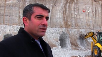 Sokak Köpekleri Üşümesin Diye Dağı Oydular