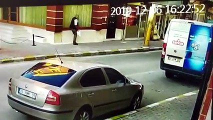 'Hesabınız FETÖ tarafından kullanıldı' diyerek dolandırıcılık yapan zanlı yakayı ele verdi - İZMİR