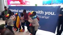 Afrikalı yetim ve öksüz çocuklardan oluşan dans grubu Türkiye'ye geldi - İSTANBUL