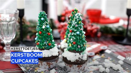 Maak een kerstboom van je cupcakes
