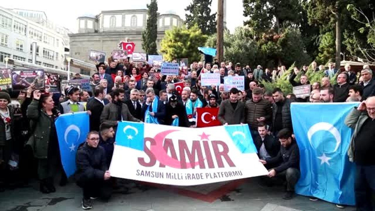 Çin'in Doğu Türkistan politikaları protesto edildi