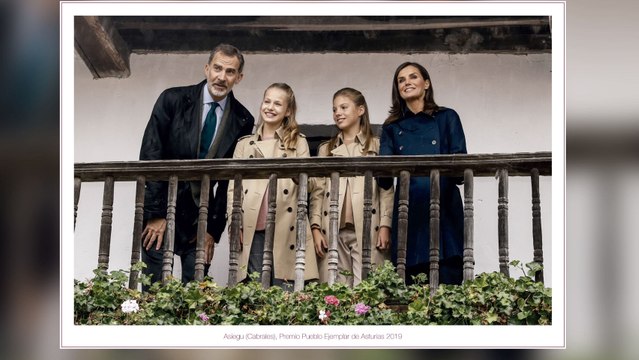 Los reyes Felipe y Letizia felicitan las Navidades junto a sus hijas