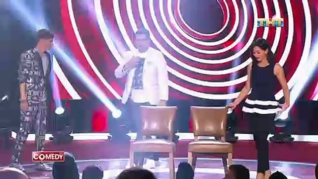 Гарик Харламов, Марина Кравец - субботний вечер в обычной семье | Камеди Клаб 4 выпуск 2018