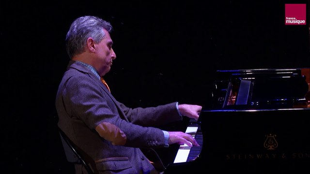 Beethoven : Sonate n° 14 en ut dièse mineur op. 27 n° 2 Quasi una fantasia (Clair de lune) (Dalberto)