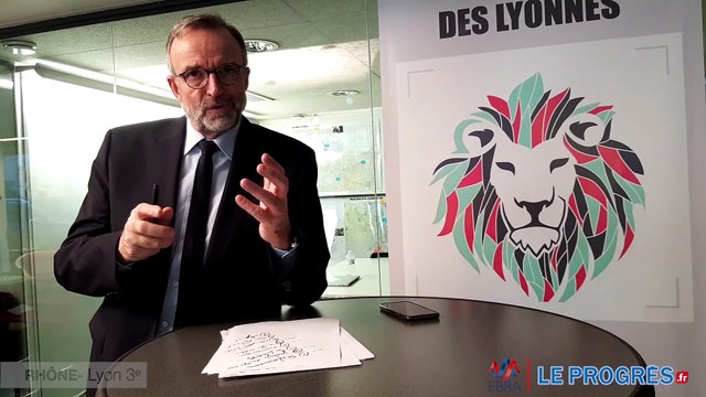 Etienne Blanc, candidat LR aux Municipales de Lyon dans son QG de campagne présente en compagnie de ses colistiers son plan de campagne
