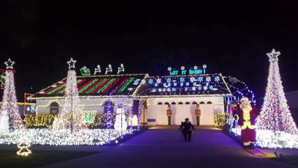 Florida Mom Says Neighbor’s Christmas Display Inspired Non-Verbal Daughter with Autism to Speak