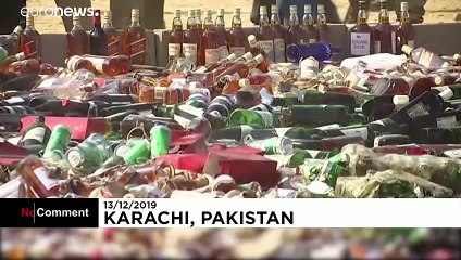 Contrebande : le Pakistan détruit 250 millions de dollars de produits