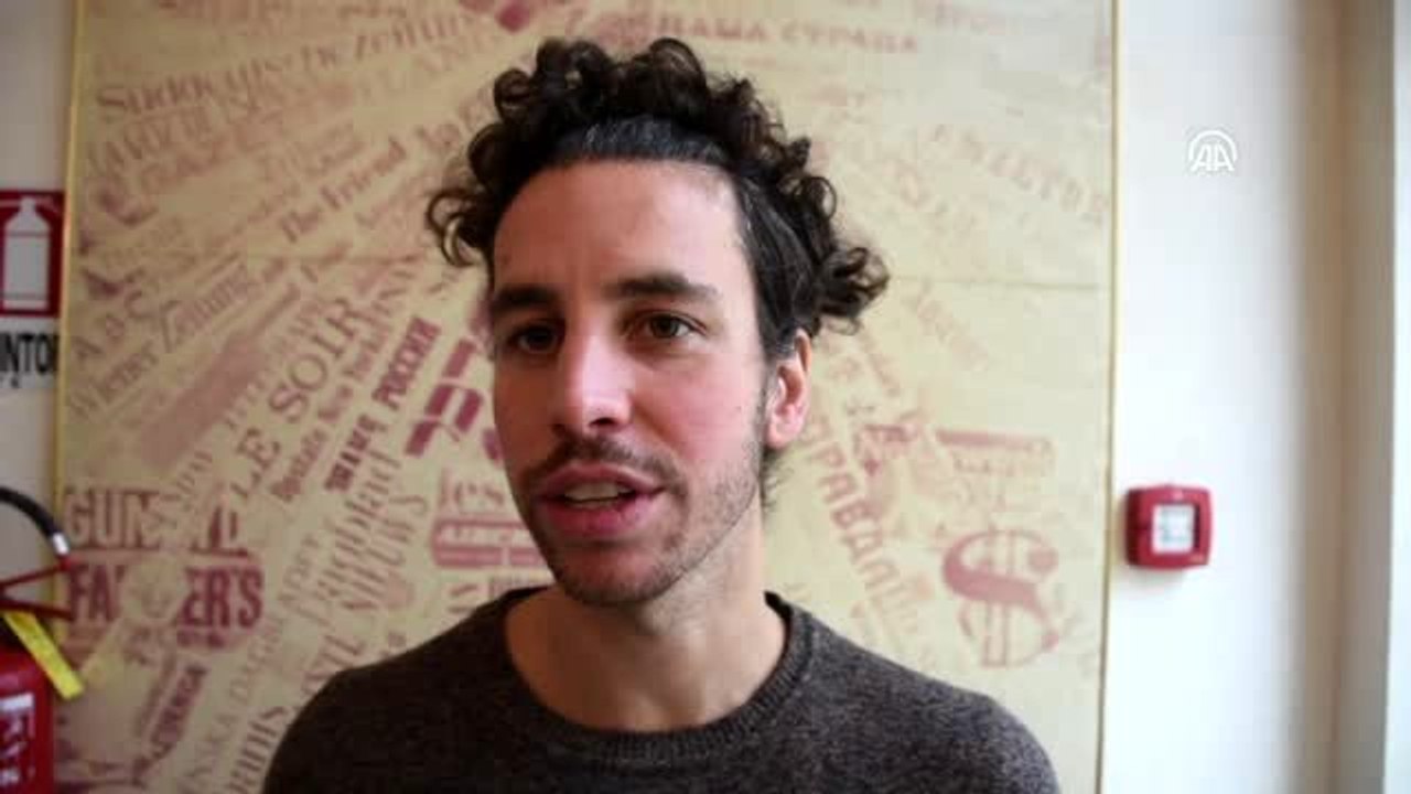 İtalya'da "Sardalyalar" hareketinin Roma mitingine doğru