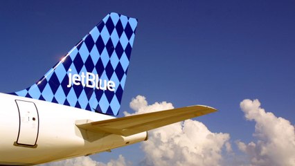 Скачать видео: Jetblue Is Offering Discounted Holiday Flights From Just $54 Right Now