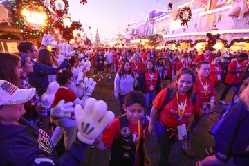 Gary Sinise Foundation Treats 1,000 Children of Fallen Soldiers to Free Disney World Vacation