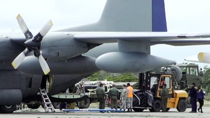 Restos de víctimas de avión chileno llegan a base militar en Punta Arenas