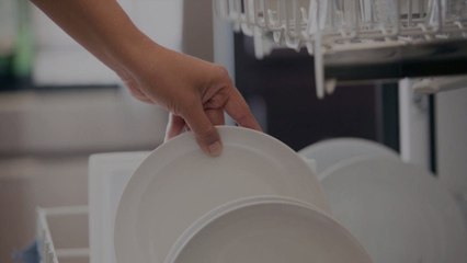 5 Mistakes You're (Probably) Making When Washing Dishes