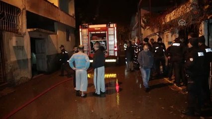 Yangın çıkan evde mahsur kalan 3'ü çocuk, ikisi hamile 7 kişi kurtarıldı