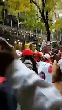 Manifestation de femmes à New York contre les tueries en Guinée