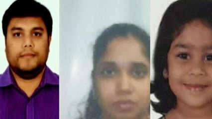 पति ने मेट्रो के सामने कूद कर किया था सुसाइड, शाम को पत्नी ने बेटी संग लगा ली फांसी