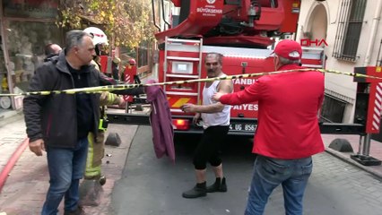 Beyoğlu’nda simit fırınında yangın çıktı