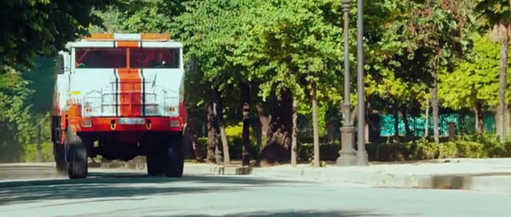 Surya Kavasam (2015)[Tamil(Original) - HDRip - x264 - 700MB] Part 002