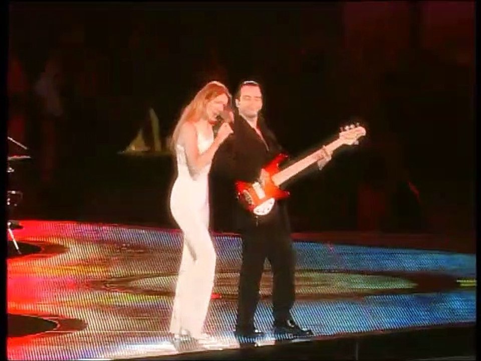 Céline Dion — "Treat Her Like A Lady" (Live) | Avec la participation de Diana King | (D. King, A. Marvel, B. Mann, C. Dion) | (From "Céline Dion : au Cœur du Stade")