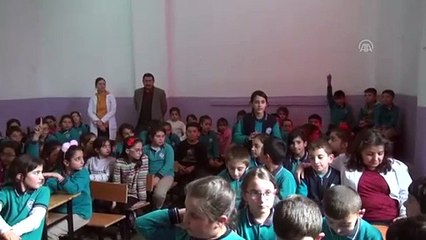 Karslı çocuklar 'can dostları' ile eğitim yuvalarını paylaşıyor