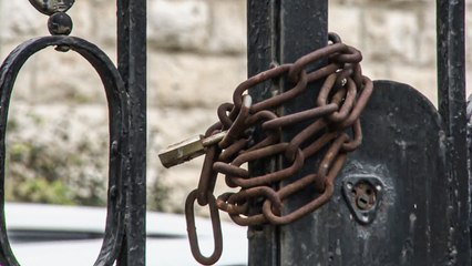 الاحتلال الإسرائيلي يصعد من هجمته على مؤسسات القدس ويحظرها