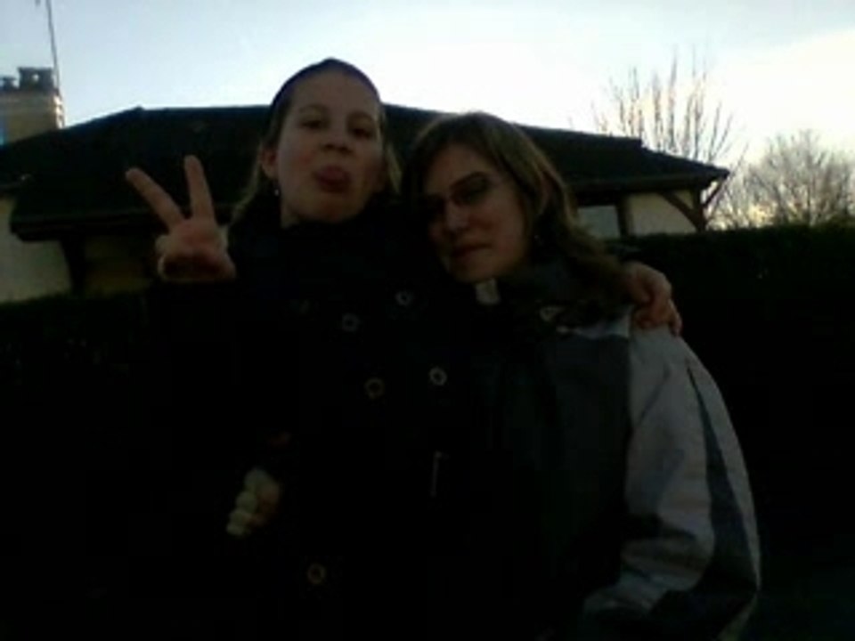 Moi emilie and ma sisters camille_0001