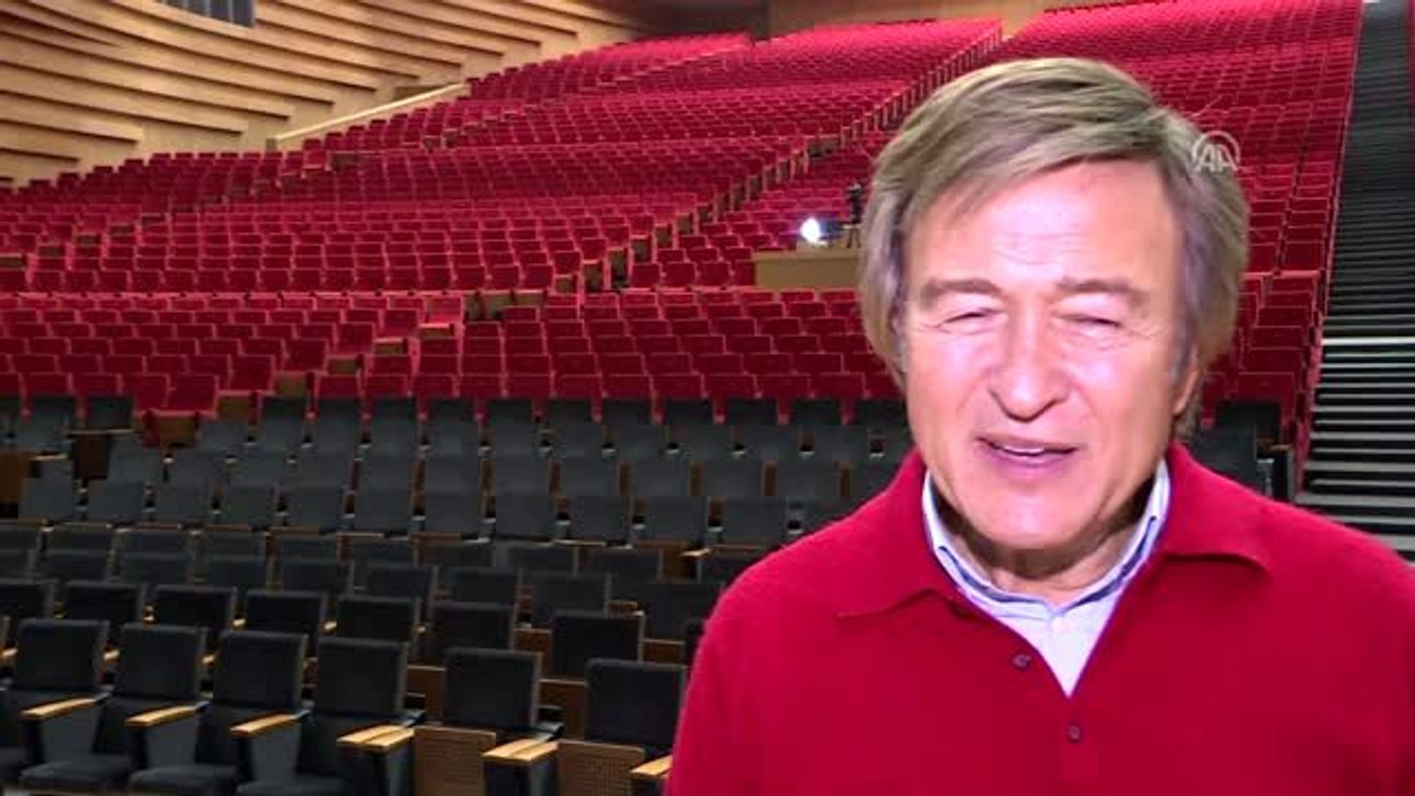 Erol Evgin "50. Sanat Yılı Konserleri"nin görkemli finalini Ankara'da yaptı (1)