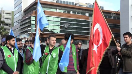 Çin'in Doğu Türkistan'daki hak ihlalleri İzmir'de protesto edildi - İZMİR