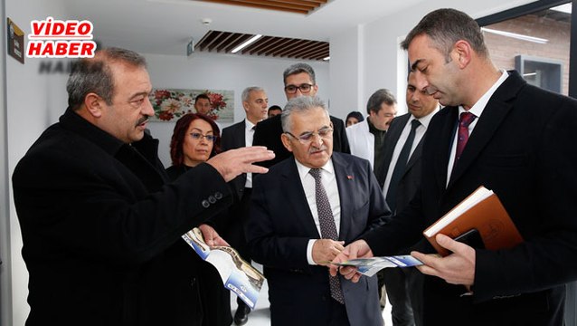 (14 Aralık 2019)ULU ÇINARLAR YALNIZ DEĞİL BÜYÜKKILIÇ, MUSTAFA KUMLU ULU ÇINARLAR YAŞLI YAŞAM VE DAYANIŞMA MERKEZİNİ ZİYARET ETTİ