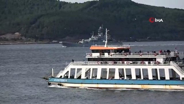 Rus donanmasına ait 2 savaş gemisi Çanakkale Boğazı’ndan geçti