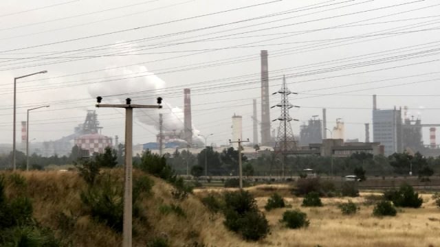 Demir Çelik Fabrikası'nda yaşanan patlama paniğe yol açtı