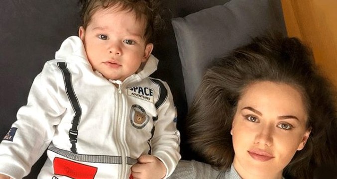 Fahriye Evcen oğlu Karan'ı paylaştı, sosyal medyada yer yerinden oynadı