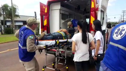 Trabalhador sofre queda de telhado e é socorrido pelos Bombeiros