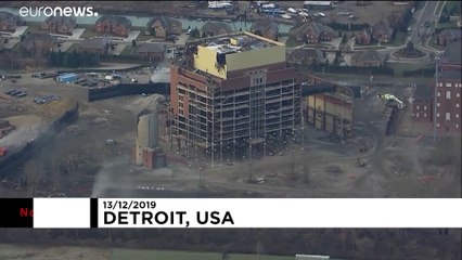 تخریب ساختمانی ۱۰۰ ساله در دیترویت آمریکا