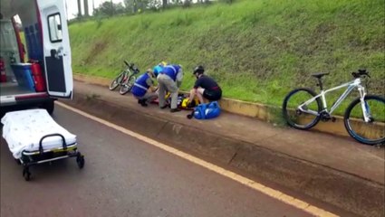 Ciclista fica ferido ao sofrer queda na marginal da BR-277