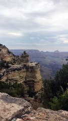 Man Sprints Around the Edge of the Grand Canyon
