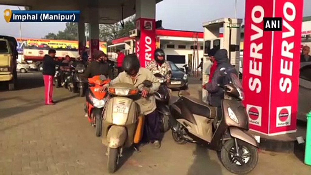 Locals in Imphal queue up outside petrol pumps amid Assam ‘bandh’