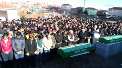 Otobüs kazasında hayatını kaybeden aile son yolculuğuna uğurlandı