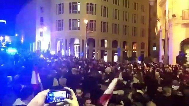 Decenas de heridos después de que la Policía del Líbano lanzara gases lacrimógenos y balas de goma contra manifestantes