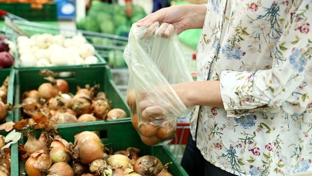 Ücretli poşet uygulaması sonucu yurt genelinde poşet kullanımı yüzde 77 düştü