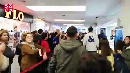 İmza gününde Uğur Dündar’a büyük ilgi