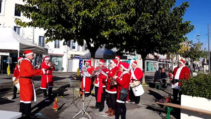 Journée de solidarité après le séisme au Teil
