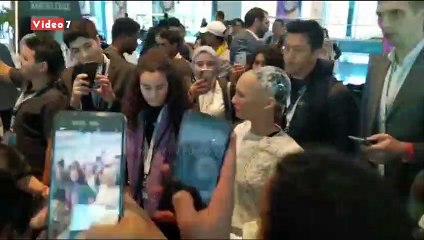الروبوت صوفيا نجم التكنولوجيا في منتدى شباب العالم