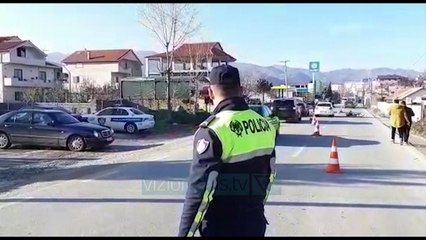 Download Video: Makina përplas biçikletët në Pogradec, plagoset rëndë drejtuesi - News, Lajme - Vizion Plus